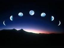 Full moon yoga-hike the vineyards Picture