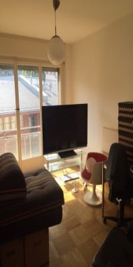 Dual-aspect, renovated and broght 3,5 rooms Picture