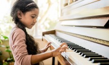 Music piano class for kids 5-11y.o Picture