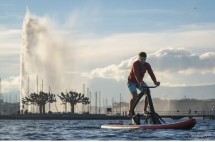 Let’s see the arrival, the pedalling man on Lac Leman Picture