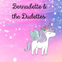 Bernadette & the Dudettes (LBTQ+) ♀♥♀ Paillette Party Picture