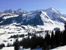 Snowshoeing at Les Mosses Picture