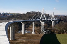 Inaugural walk: The Poya bridge in Fribourg Picture