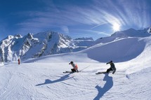 Skiing all levels and new year’s eve in the Alps Picture